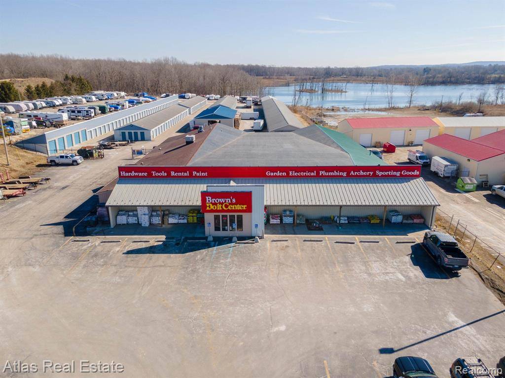 Goodrich Vlg, MI 48438,7281 STATE Road