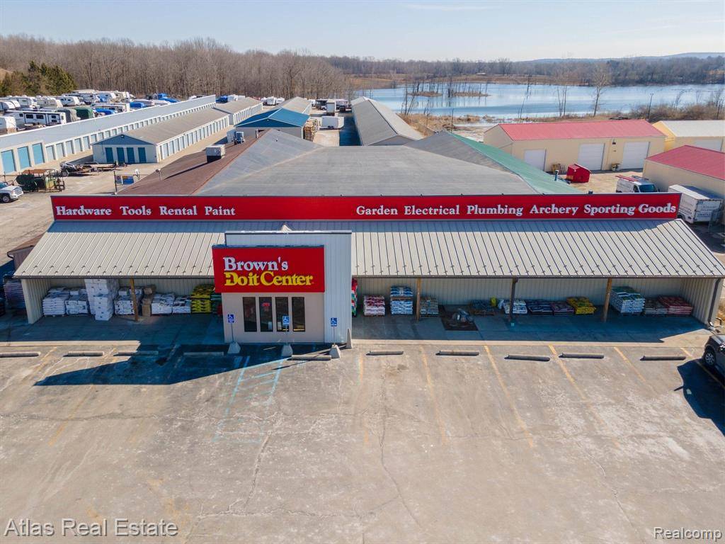 Goodrich Vlg, MI 48438,7281 STATE Road