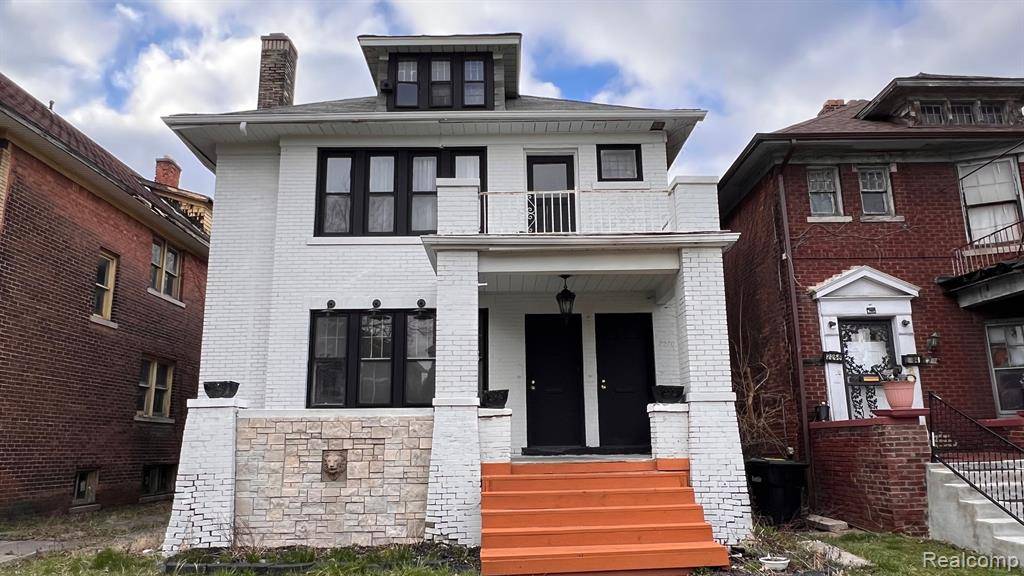 Detroit, MI 48206,2270 W PHILADELPHIA Street