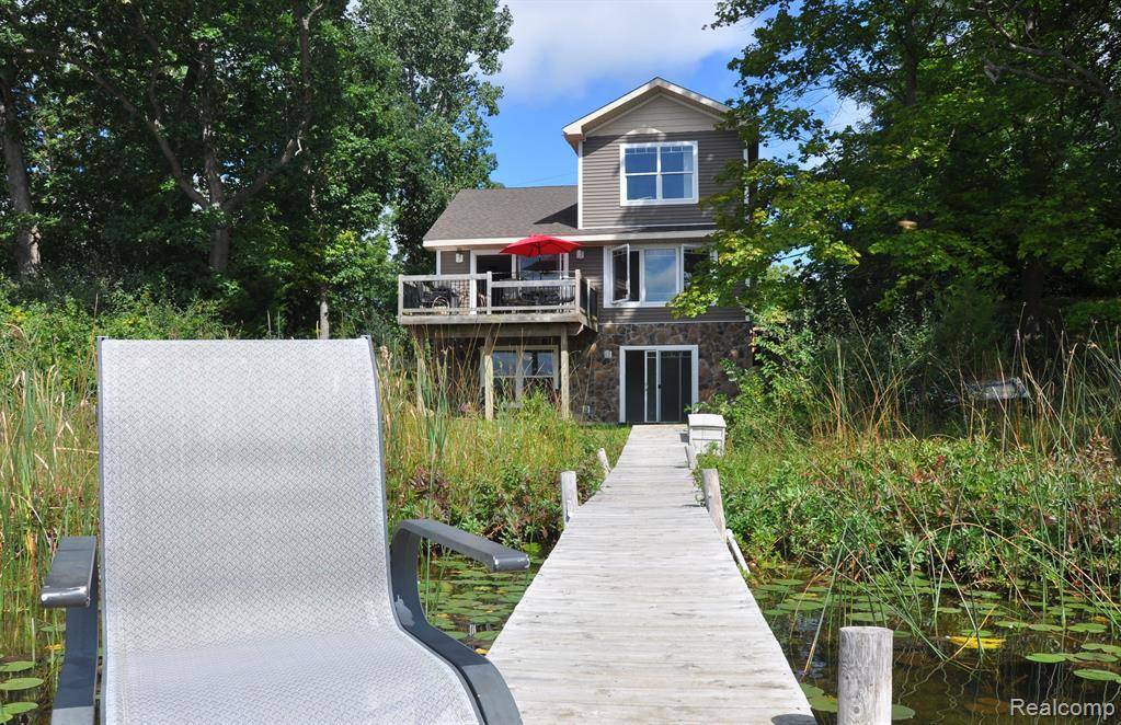 Hamburg Twp, MI 48169,5050 Island Shore Drive