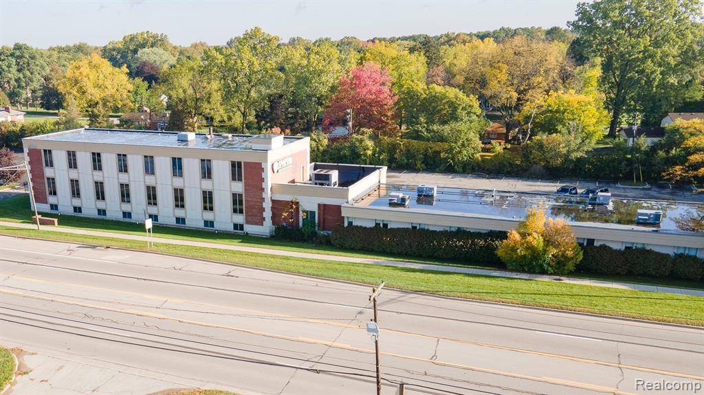 Waterford Twp, MI 48328,2300 Dixie Highway