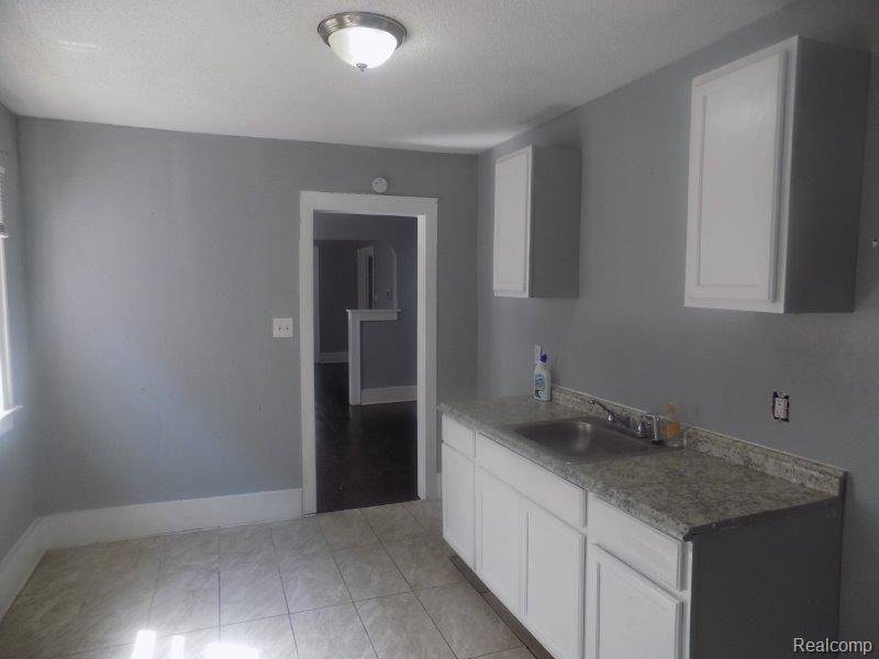 Detroit, MI 48204,6334 Tuxedo Avenue