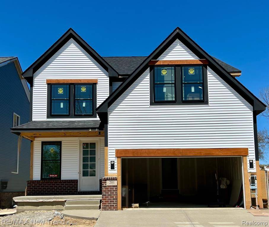 Milford Vlg, MI 48381,201 Mountain View Lane