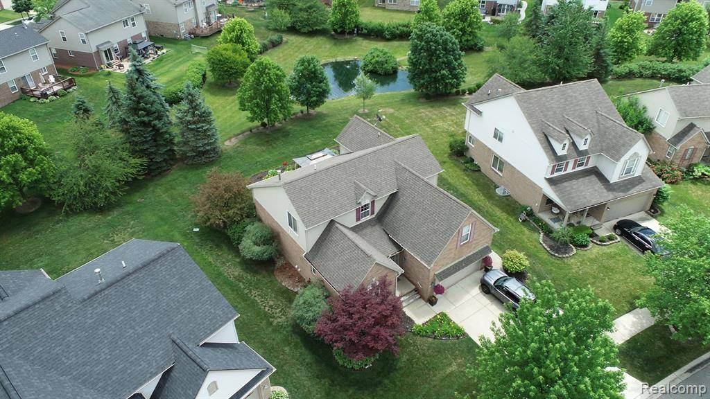 Westland, MI 48185,714 AUTUMN RIDGE Drive