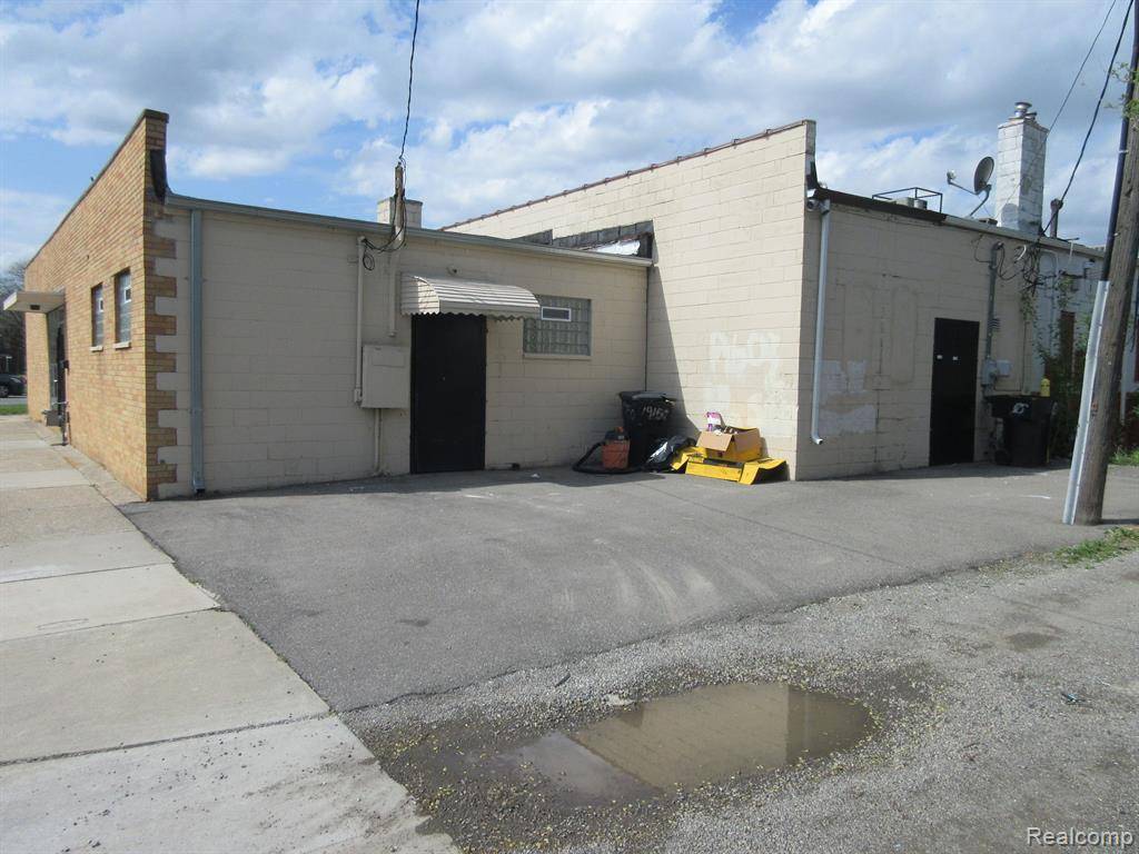 Detroit, MI 48224,19150 KELLY Road