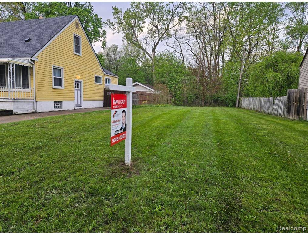 Redford Twp, MI 48240,18463 POINCIANA