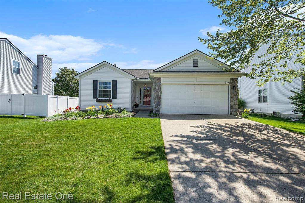 Ypsilanti Twp, MI 48197,7473 OAKLAND HILLS Drive