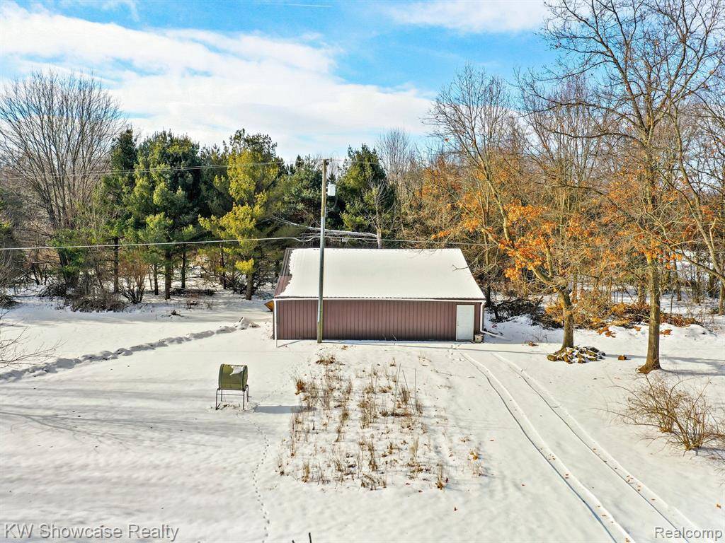 Howell Twp, MI 48855,2185 ARMOND Road