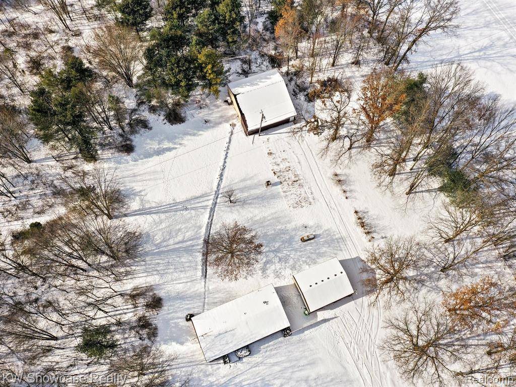 Howell Twp, MI 48855,2185 ARMOND Road