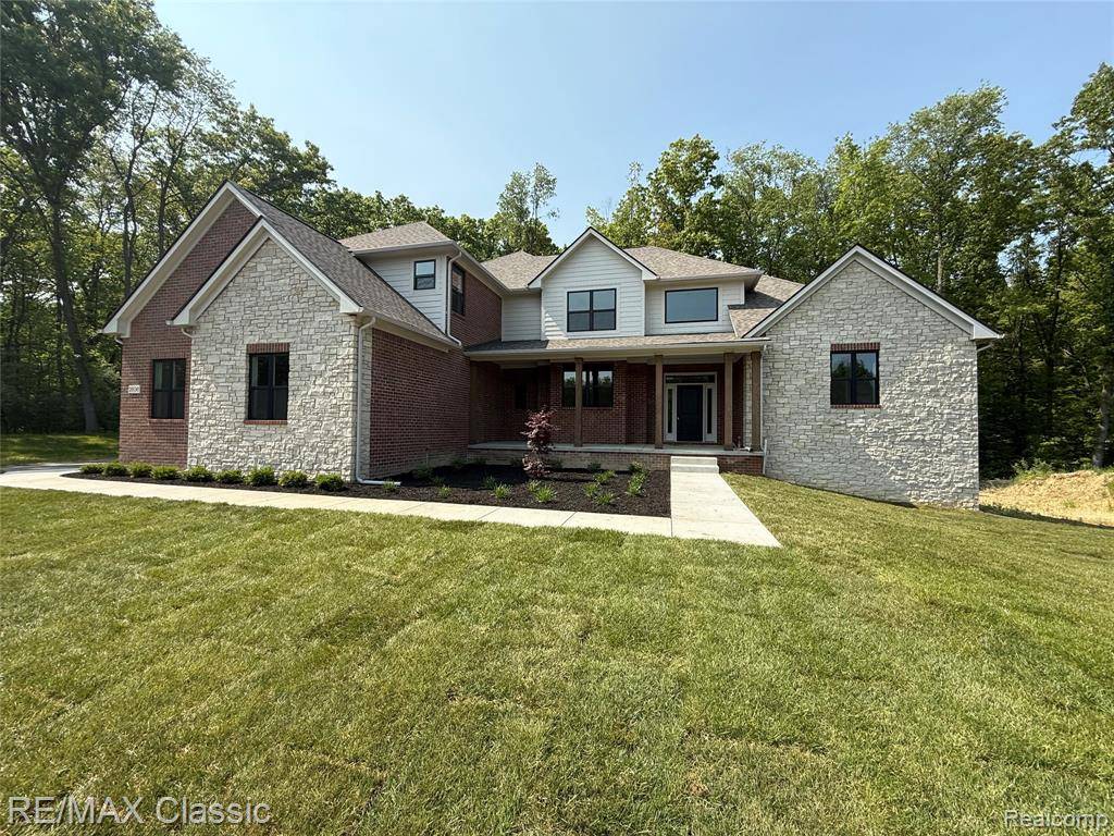 Highland Twp, MI 48356,2836 Pine Bluffs ct