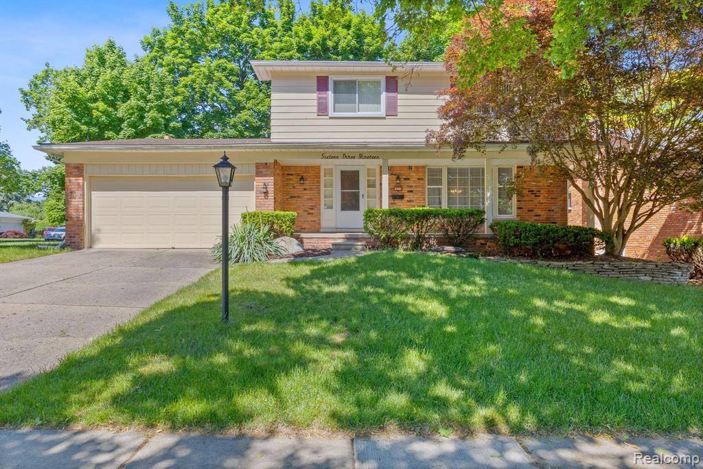 Livonia, MI 48154,16319 ALPINE Drive