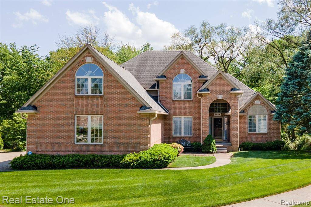 Shelby Twp, MI 48316,6894 LANCEWOOD