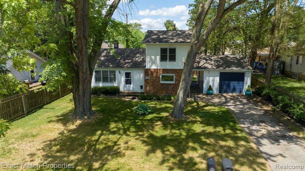Commerce Twp, MI 48382,118 CARDINAL Street