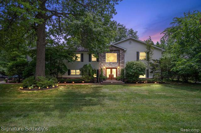 Bloomfield Hills, MI 48301,4131 MEADOW Way