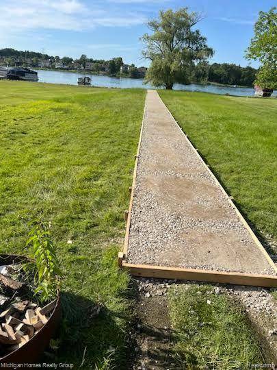 Wixom, MI 48393,2910 LOON Drive