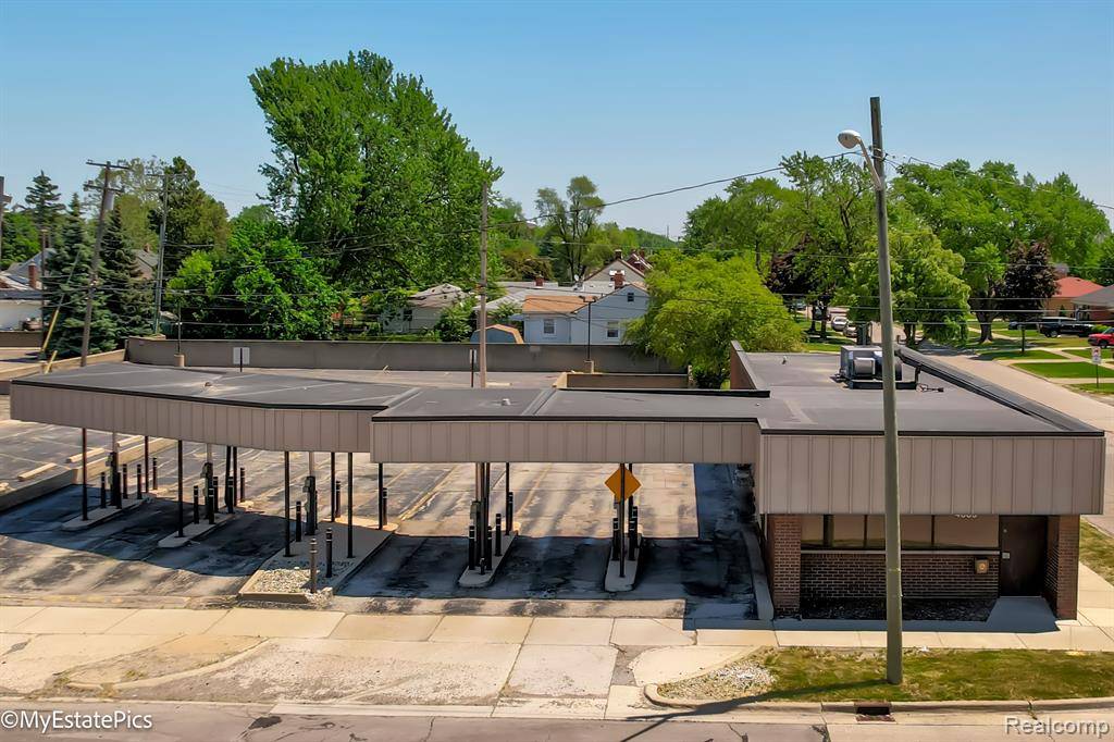 Lincoln Park, MI 48146,4085 FORT Street