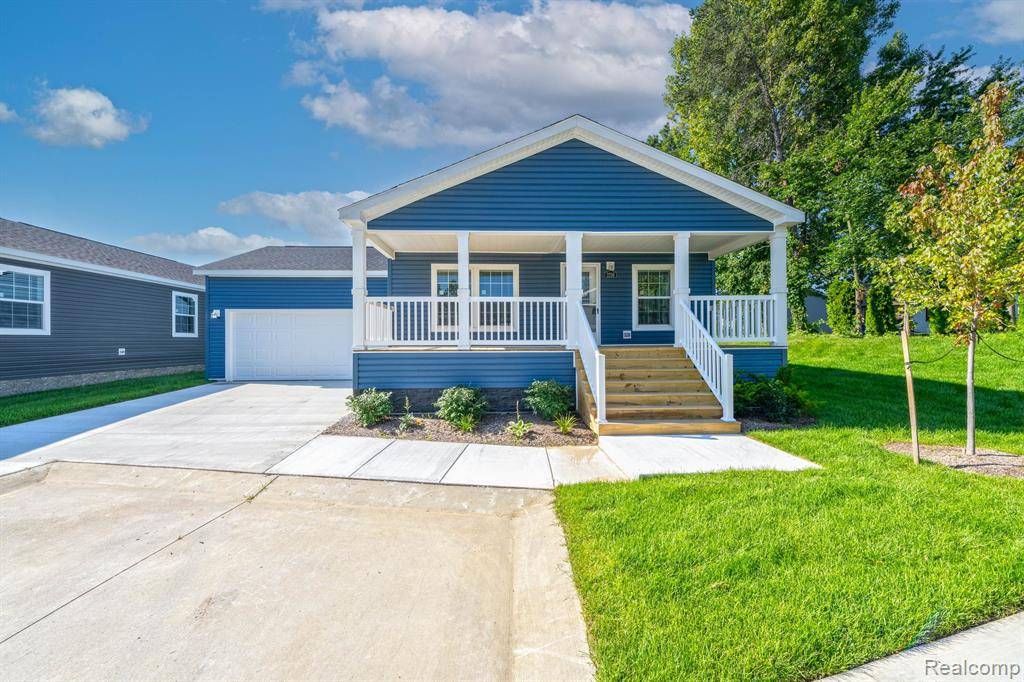 Lapeer Twp, MI 48446,2756 NAPLES Court