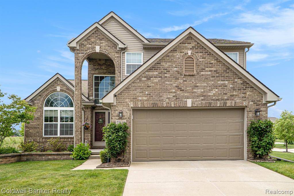 Lyon Twp, MI 48178,53643 VALLEYWOOD Drive