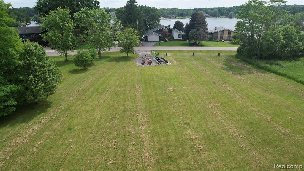 Deerfield Twp, MI 48430,7447 Driftwood Drive