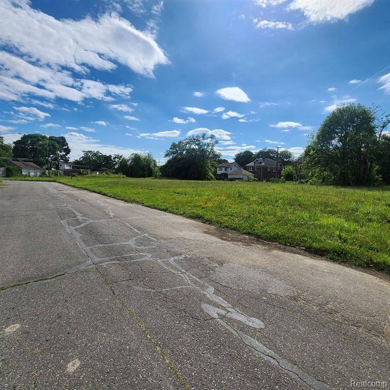 Detroit, MI 48204,5040 FERNWOOD Street