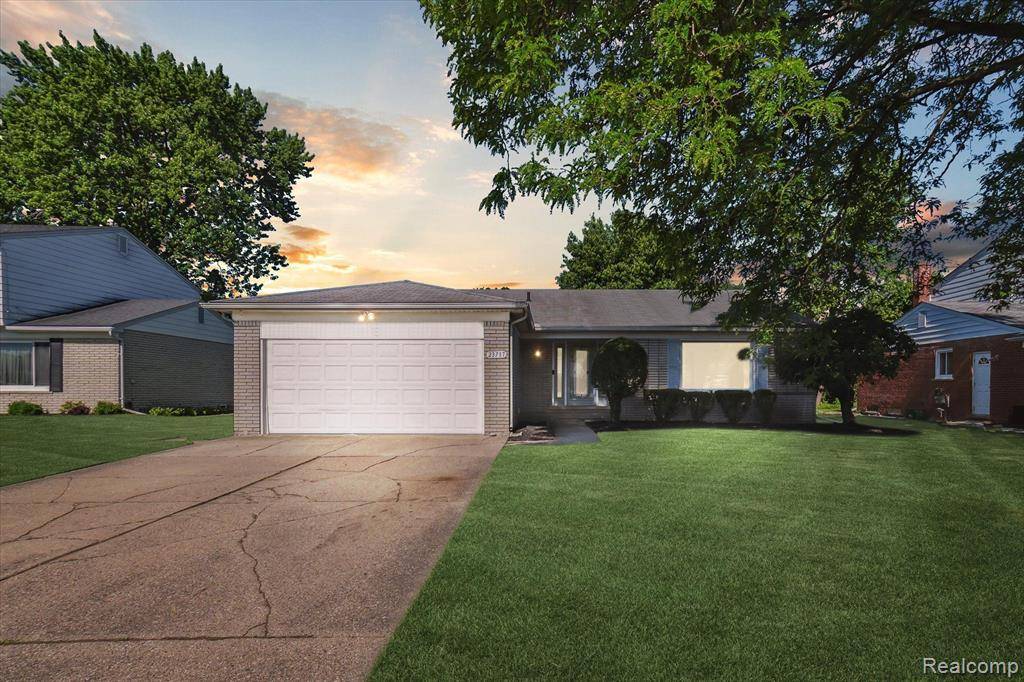 Southfield, MI 48075,23717 RUTLAND Avenue