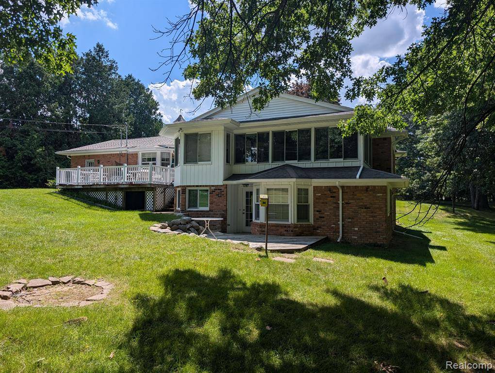West Bloomfield Twp, MI 48324,3641 Green Lake Road