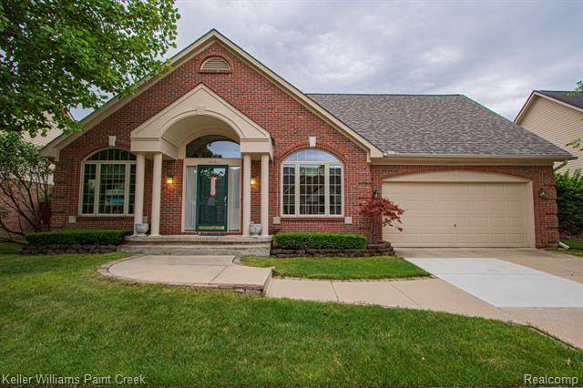 Clinton Township, MI 48038,16460 SIENNA Circle