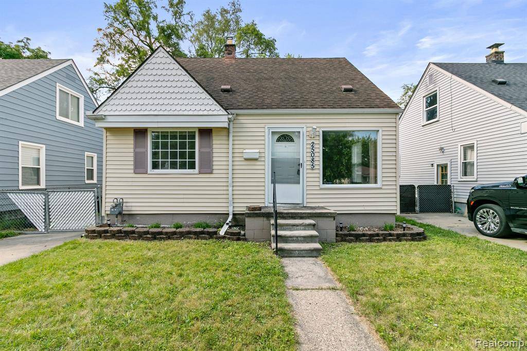 Dearborn Heights, MI 48125,25085 COLGATE Street