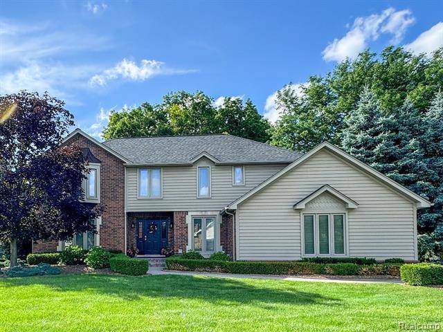 Rochester Hills, MI 48309,565 SNOWMASS Drive