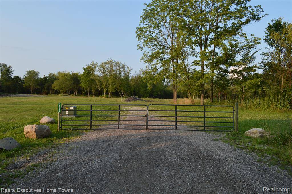 Chesterfield Twp, MI 48047,54620 Washington