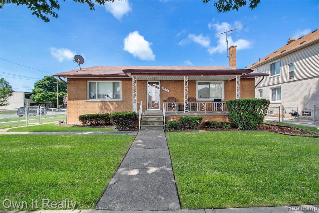 Dearborn, MI 48126,6509 PINEHURST Street