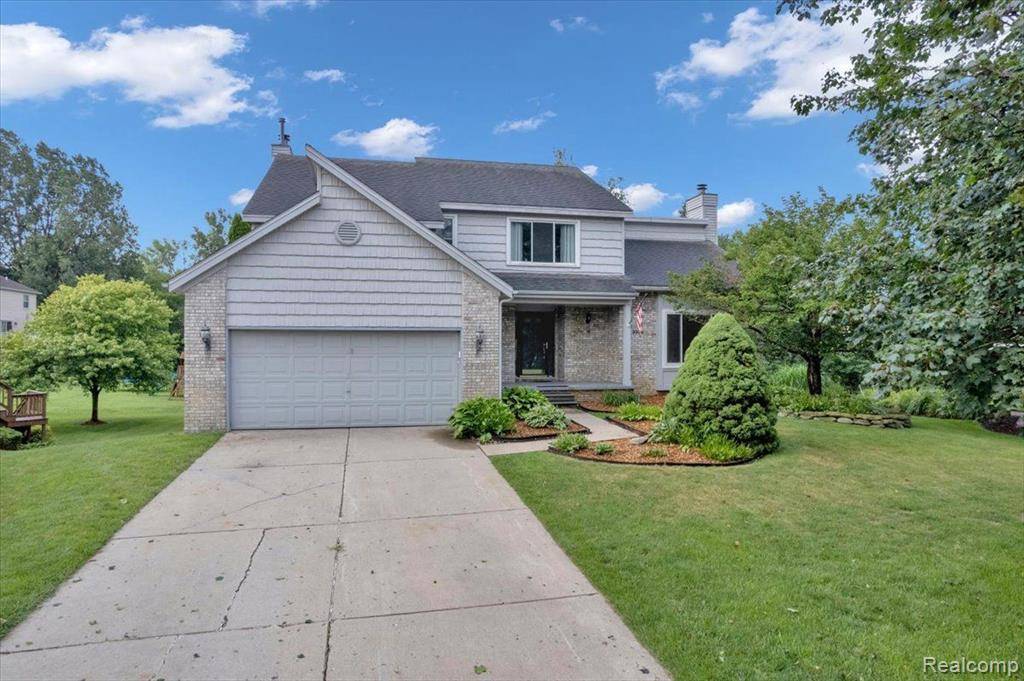 Wixom, MI 48393,3333 BENNINGTON Drive