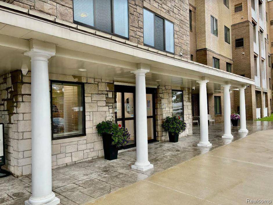 Clinton Twp, MI 48038,42280 Garfield  Road - Check Availability