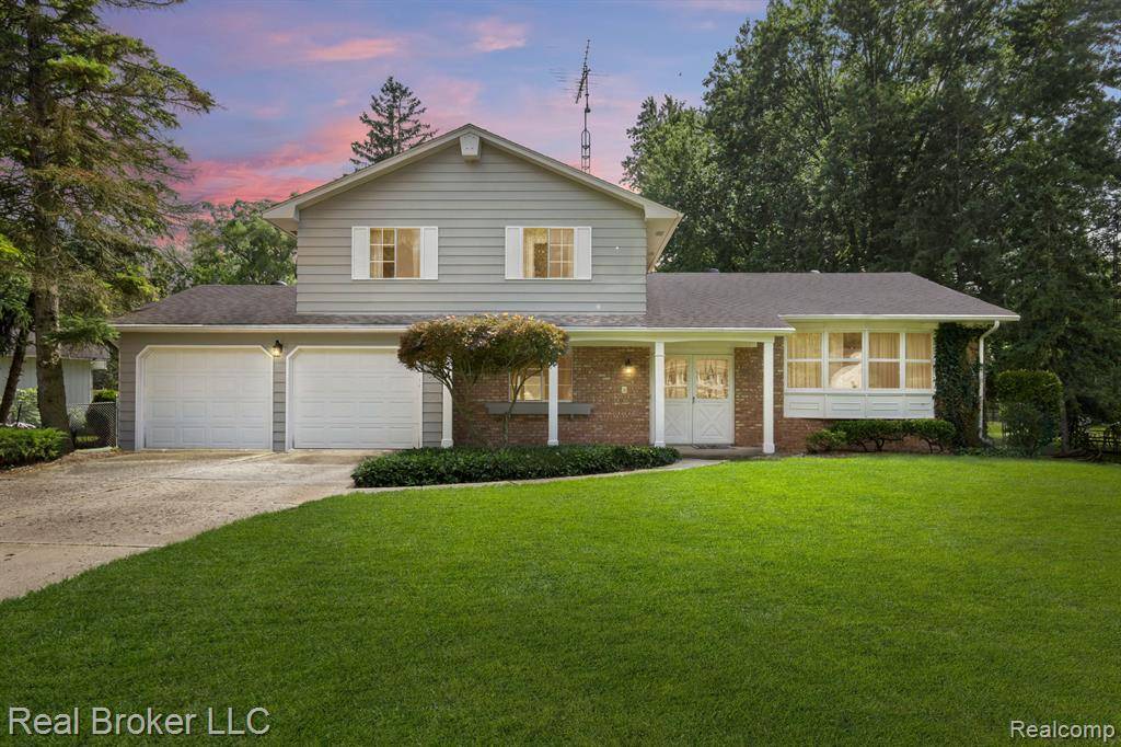 Flint Twp, MI 48532,5339 N DYEWOOD Drive