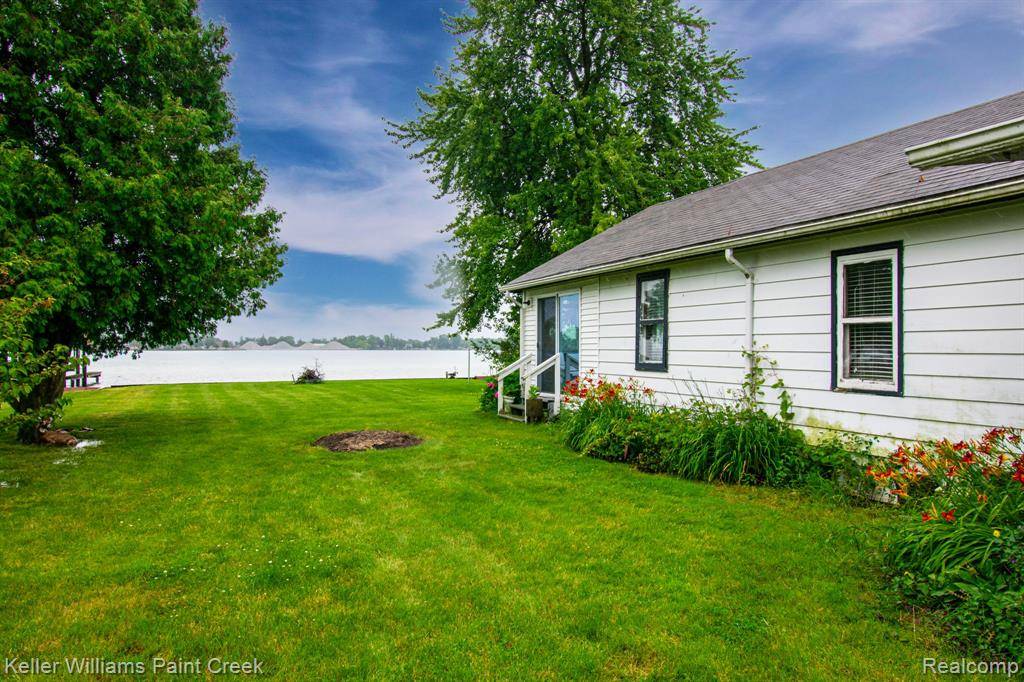 Marine City, MI 48039,6533 RIVER Road