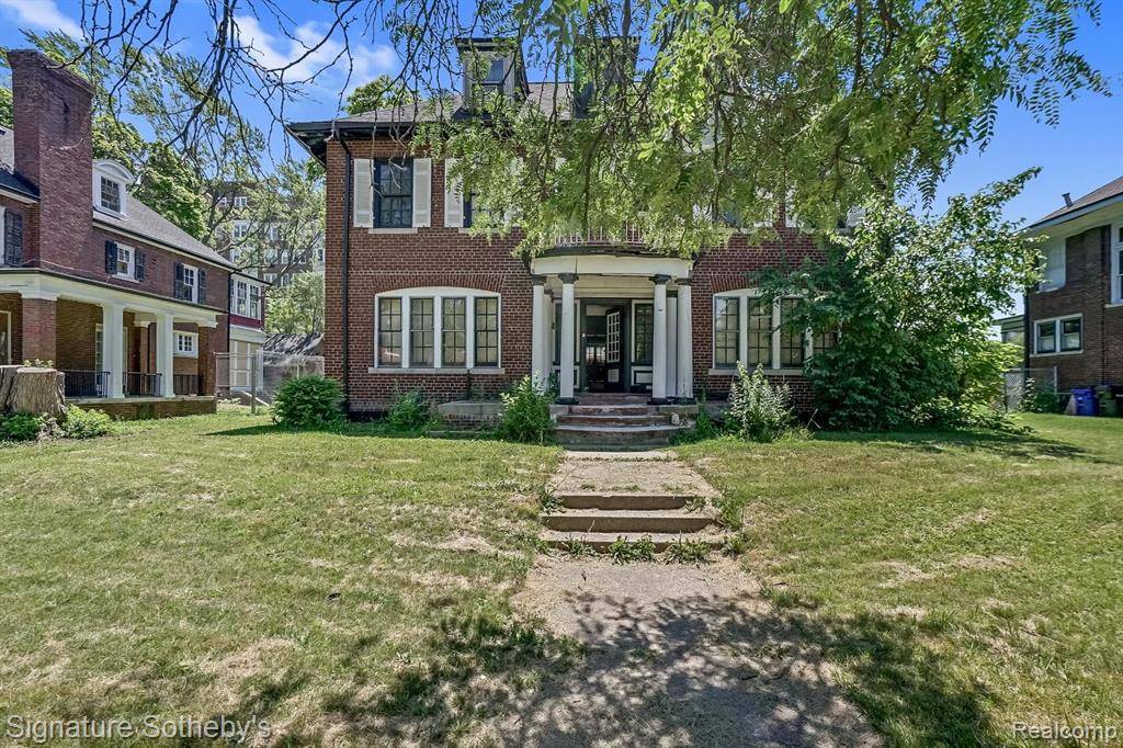 Detroit, MI 48202,743 VIRGINIA PARK Street