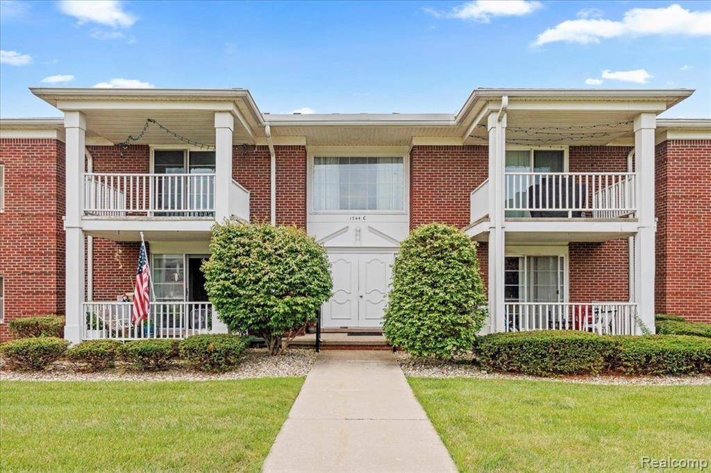 Trenton, MI 48183,1744 HARRISON Avenue C-7