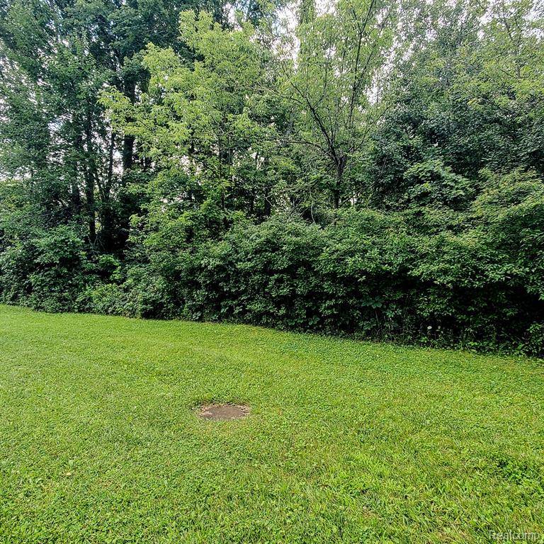 Davison, MI 48423,612 CARRIAGE Way