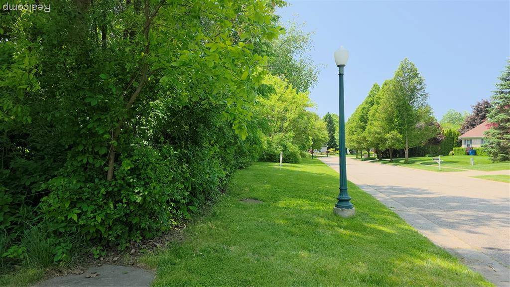Davison, MI 48423,612 CARRIAGE Way