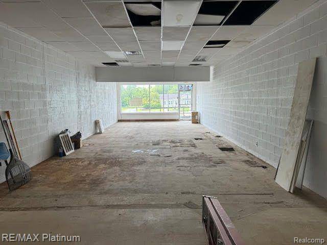 South Lyon, MI 48178,294 N Lafayette Street