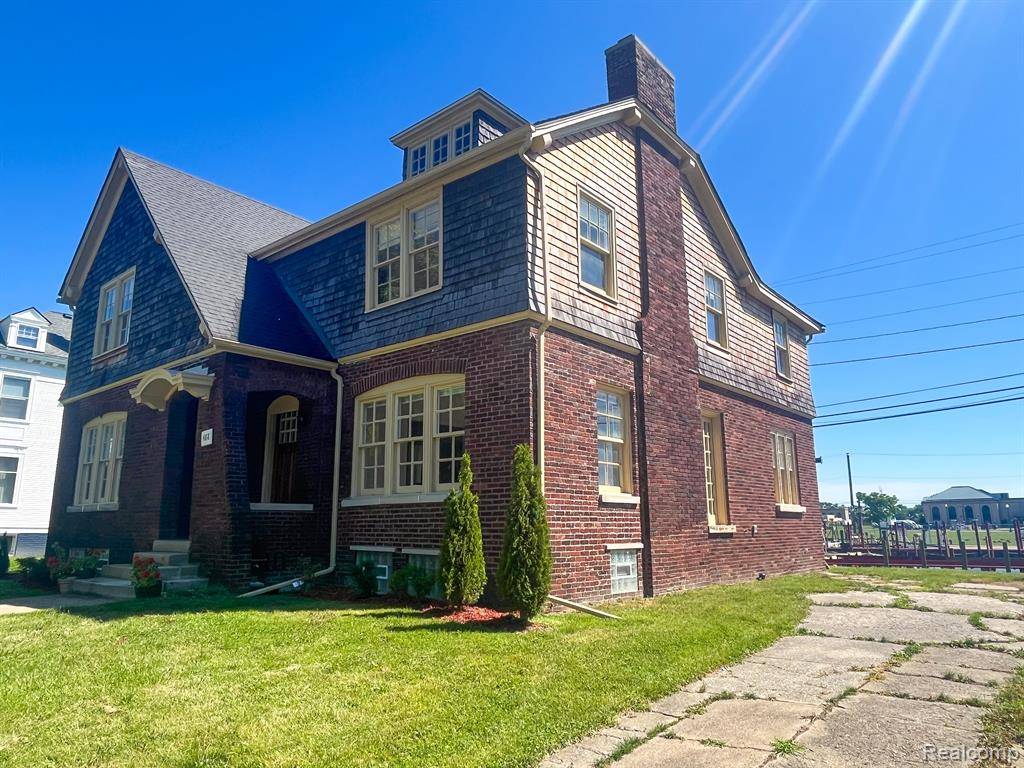 house_img