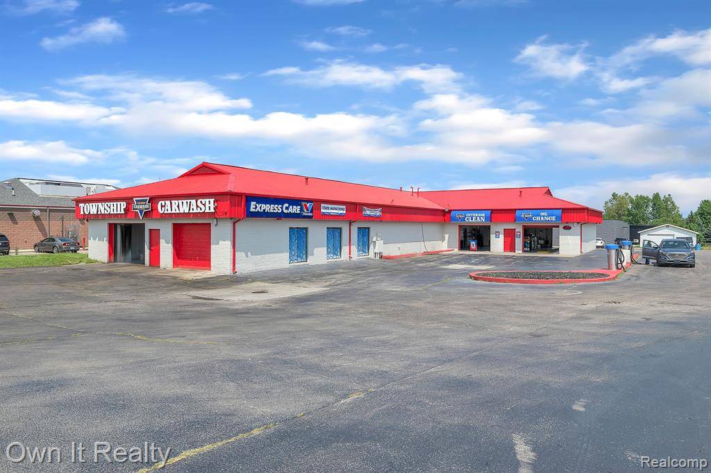 Flint Twp, MI 48532,4488 CORUNNA Road