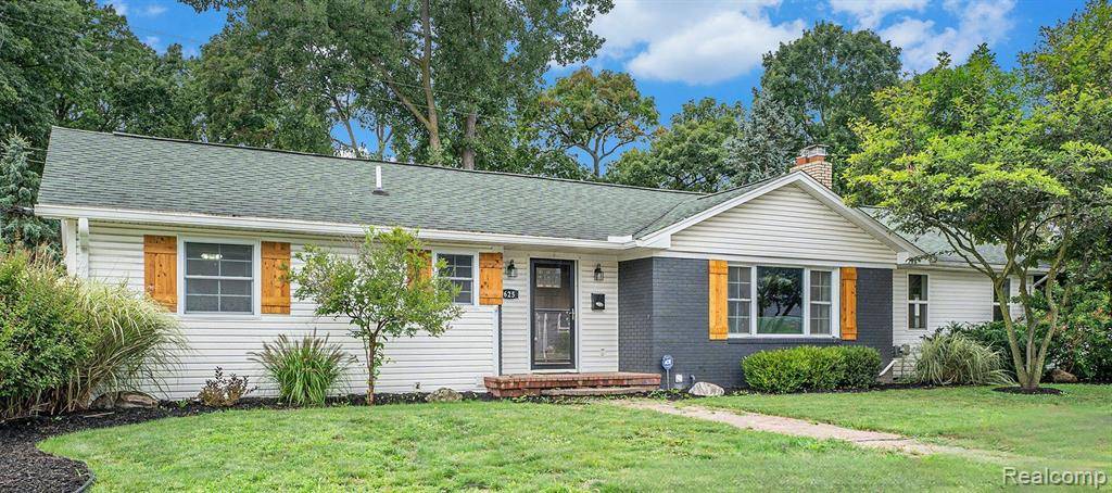 Fenton, MI 48430,625 FOREST Drive