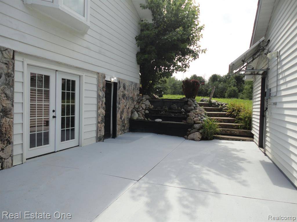 Atlas Twp, MI 48423,5172 STIMSON Road