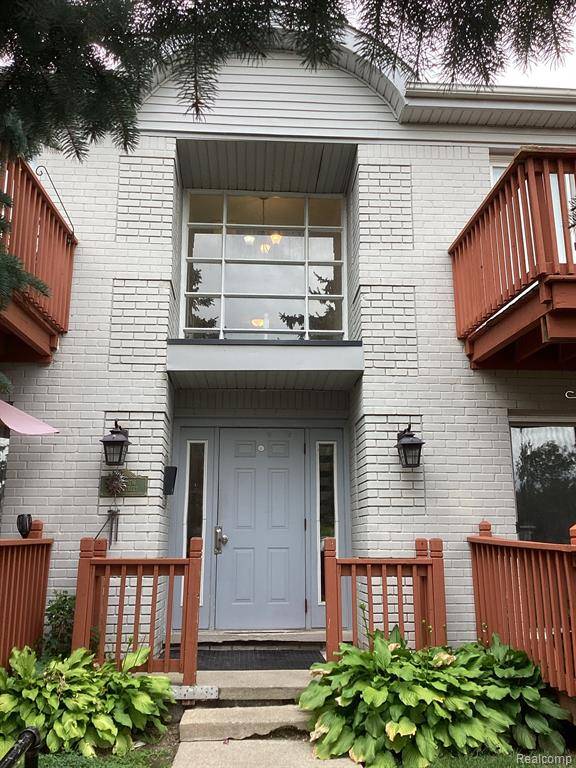 Trenton, MI 48183,1712 FORT Street 6