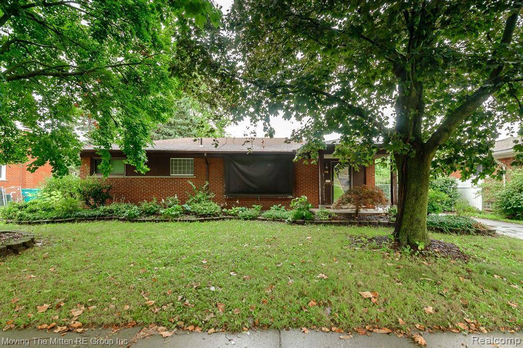 Ypsilanti Twp, MI 48198,1200 GEORGINA Drive