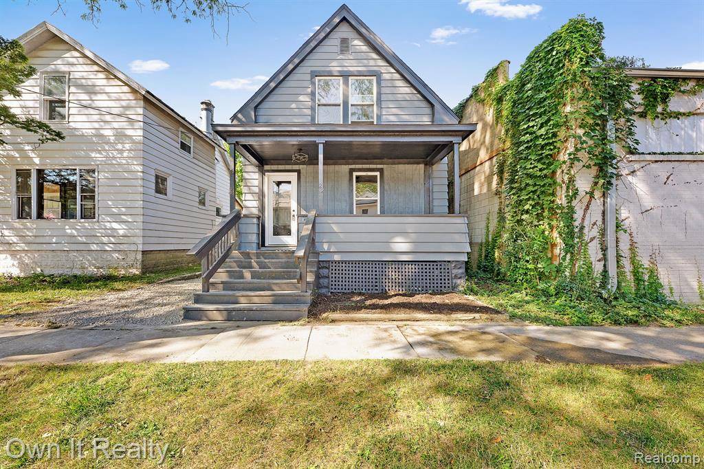 Monroe, MI 48161,221 W 3rd Street
