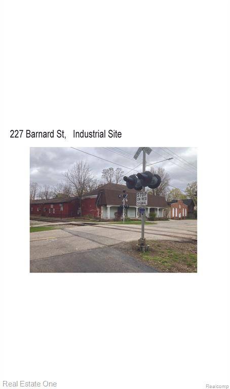 Howell, MI 48843,227 N BARNARD Street