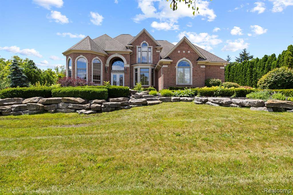 Canton, MI 48187,8151 ROLLING MEADOWS Drive