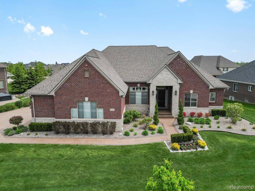 Macomb Twp, MI 48042,16182 VIA COLICO